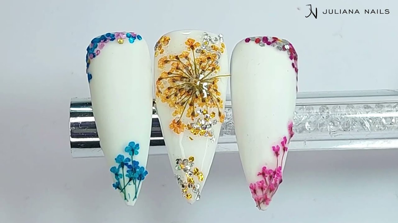 Nail Art Tutorial/Trockenblüten einlegen - Juliana Nails